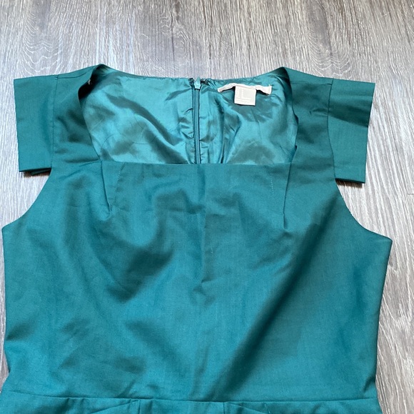 Green work dress - Picture 2 of 6